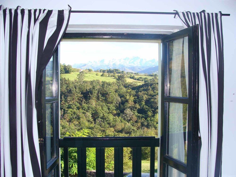Hotel Montanas De Covadonga Cangas de Onis Bagian luar foto