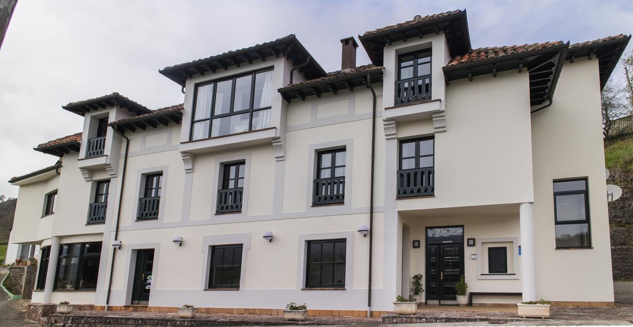 Hotel Montanas De Covadonga Cangas de Onis Bagian luar foto
