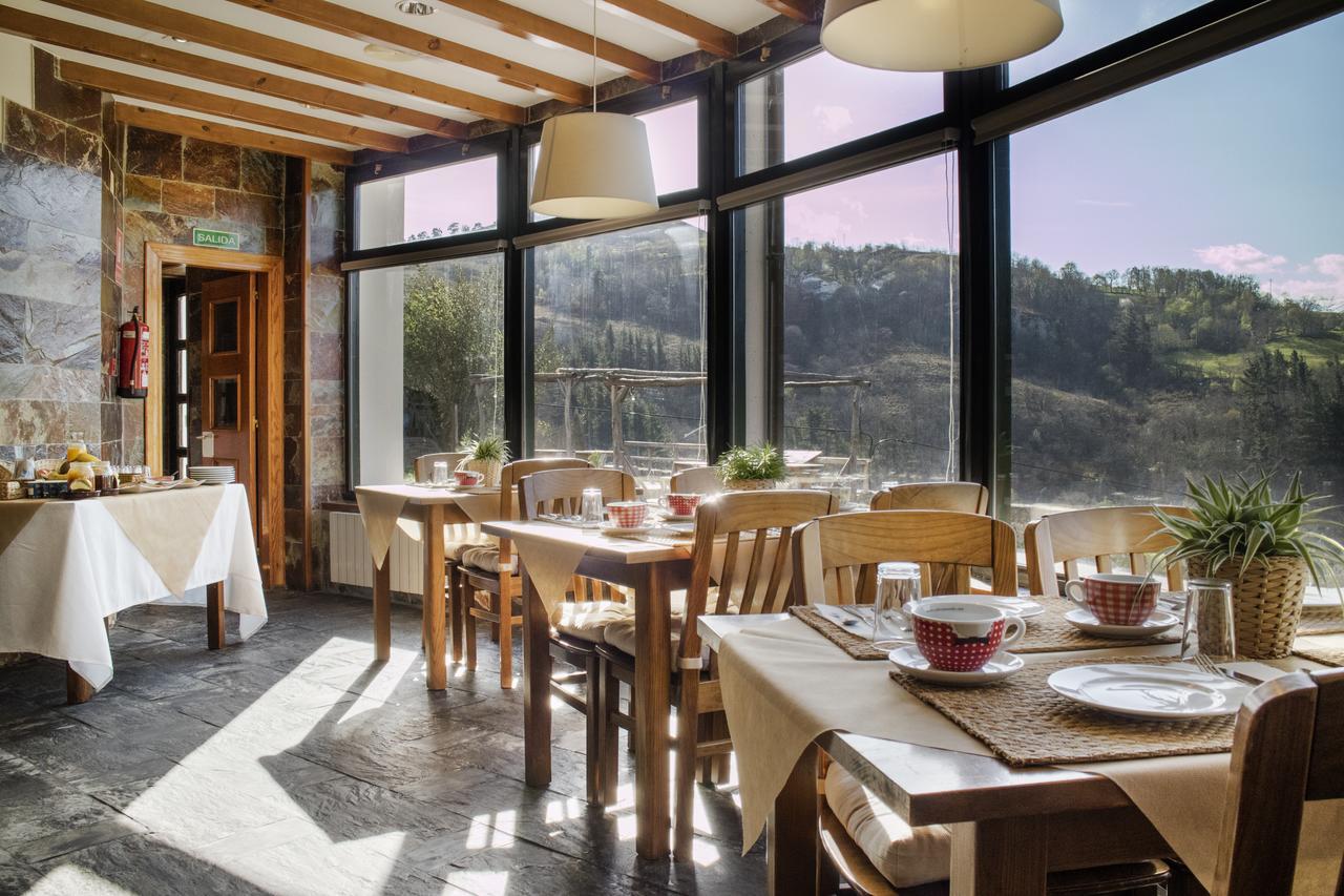 Hotel Montanas De Covadonga Cangas de Onis Bagian luar foto
